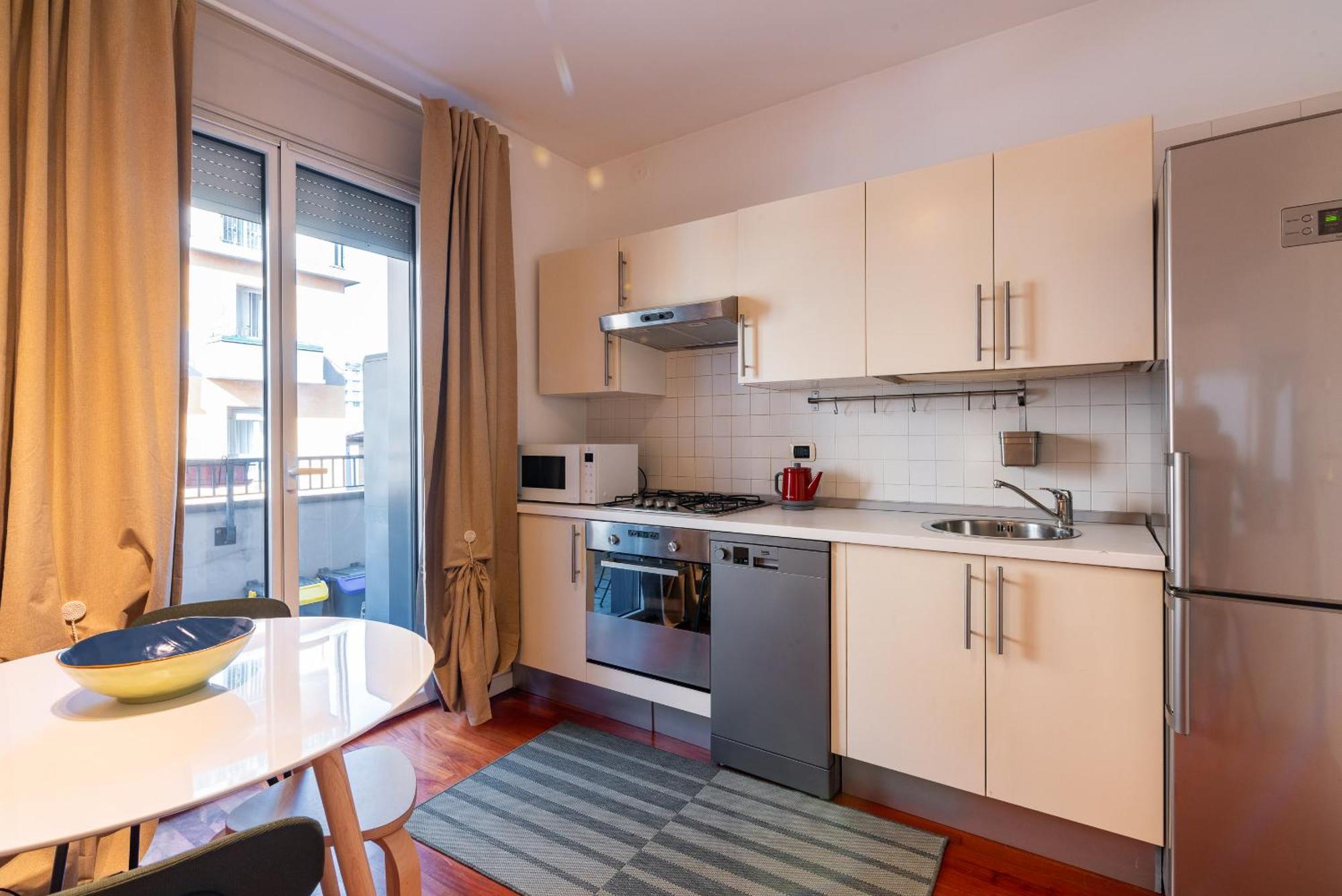 Daniele Flat - Free Wi-fi & M4 Metro Apartment