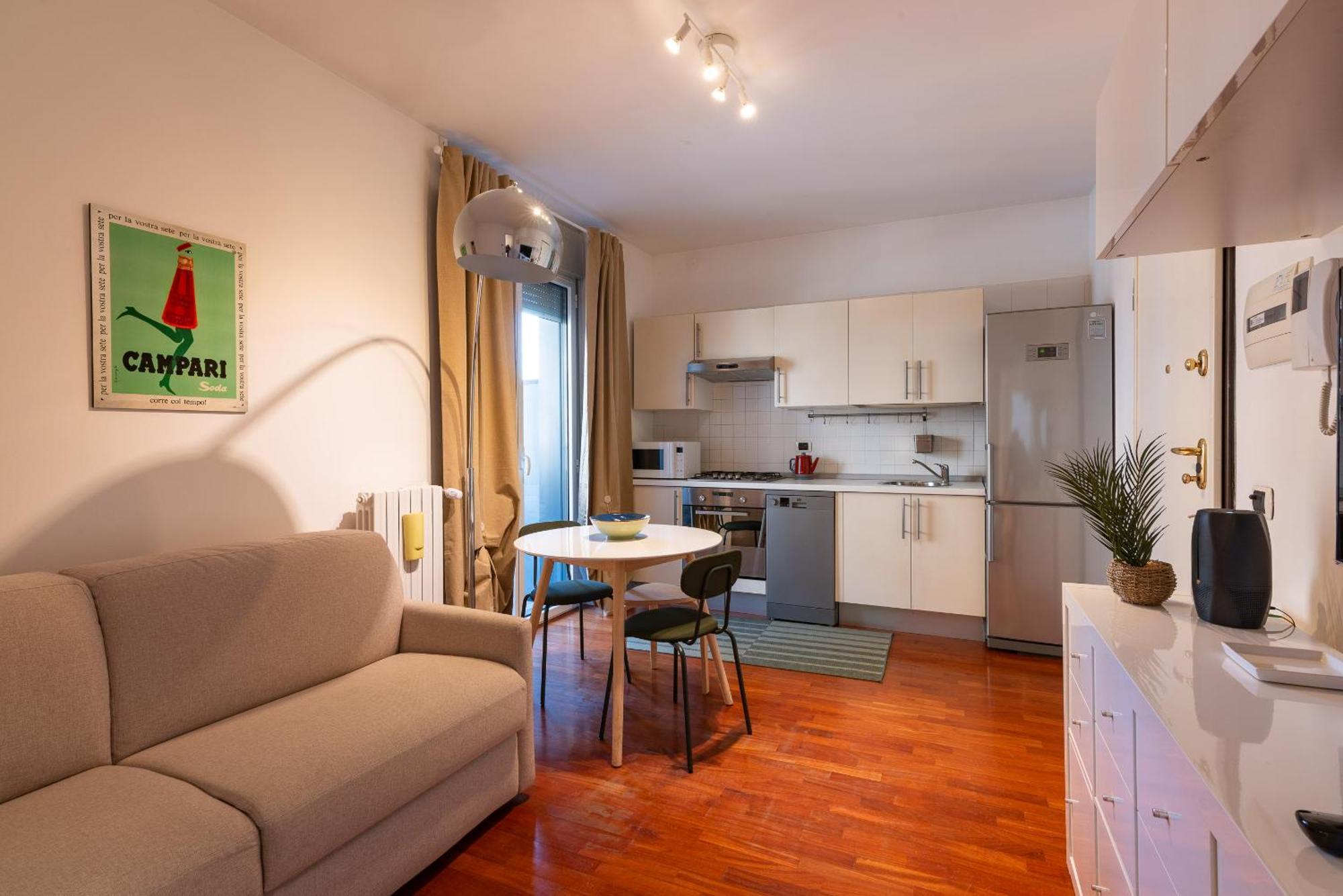 Apartment Daniele Flat - Free Wi-fi & M4 Metro