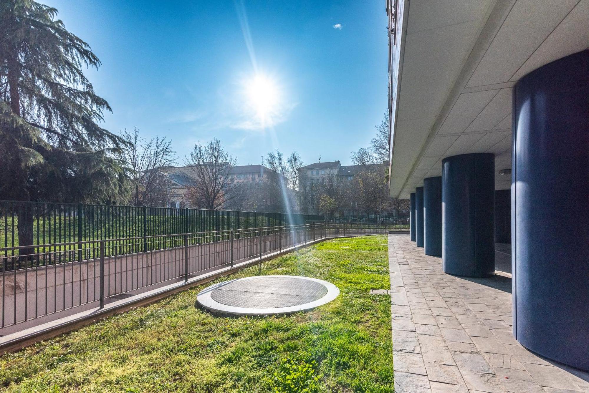 Daniele Flat - Free Wi-fi & M4 Metro Apartment